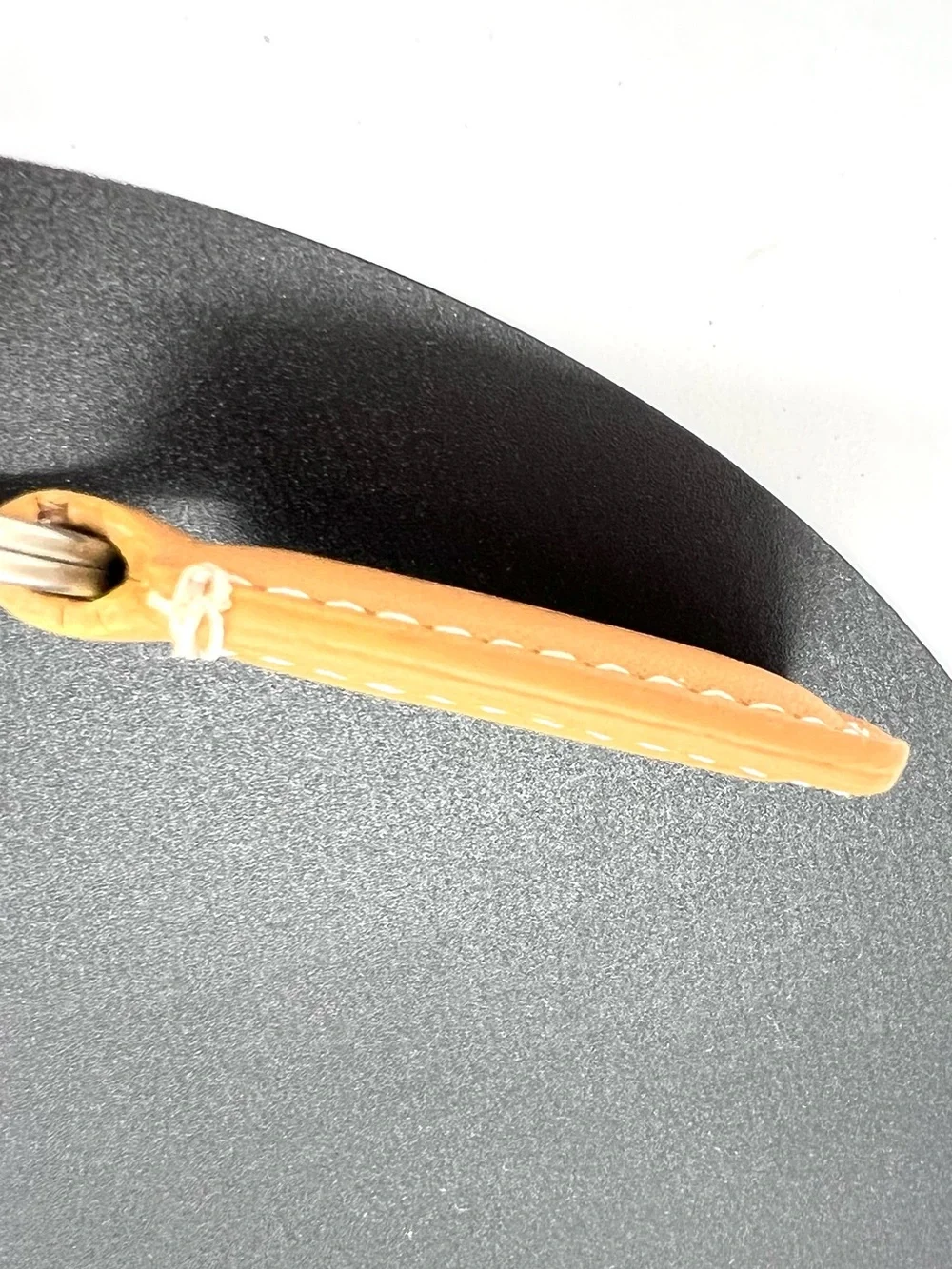 Coach Leather Key Fob Keychain Tan Brown Silver Tone Hangtag Made in China